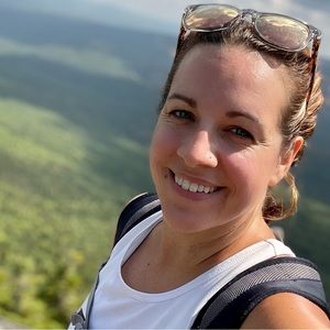 Meet your Posher, Renata